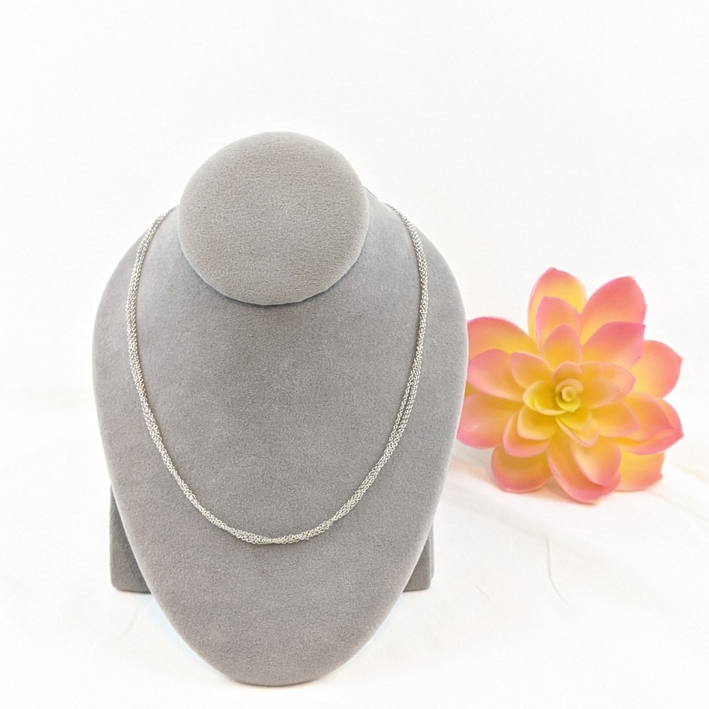 18k White Gold Chain